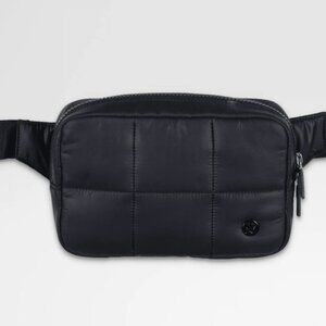 NWT Lululemon Quilted Puffer Grid Belt Bag with Hand Warmer in Black